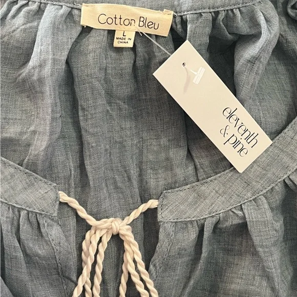 NWT Cotton Bleu Embroidered peasant gauze chambray tunic - Picture 9 of 10